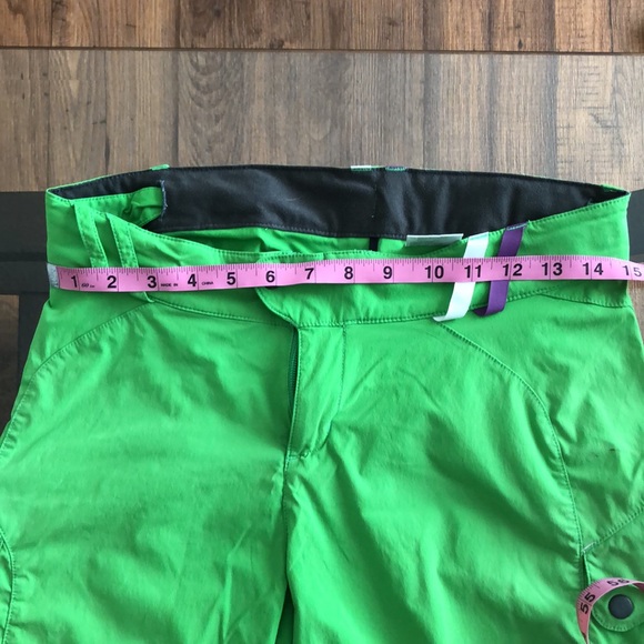 Bright green, size 2, Scott biking shorts - Picture 9 of 14